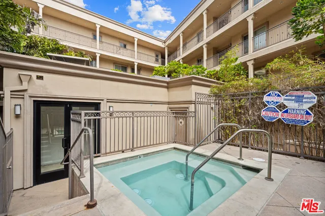 $749,000 | 8238 West Manchester Avenue, Unit 204, Playa del Rey, CA 90293