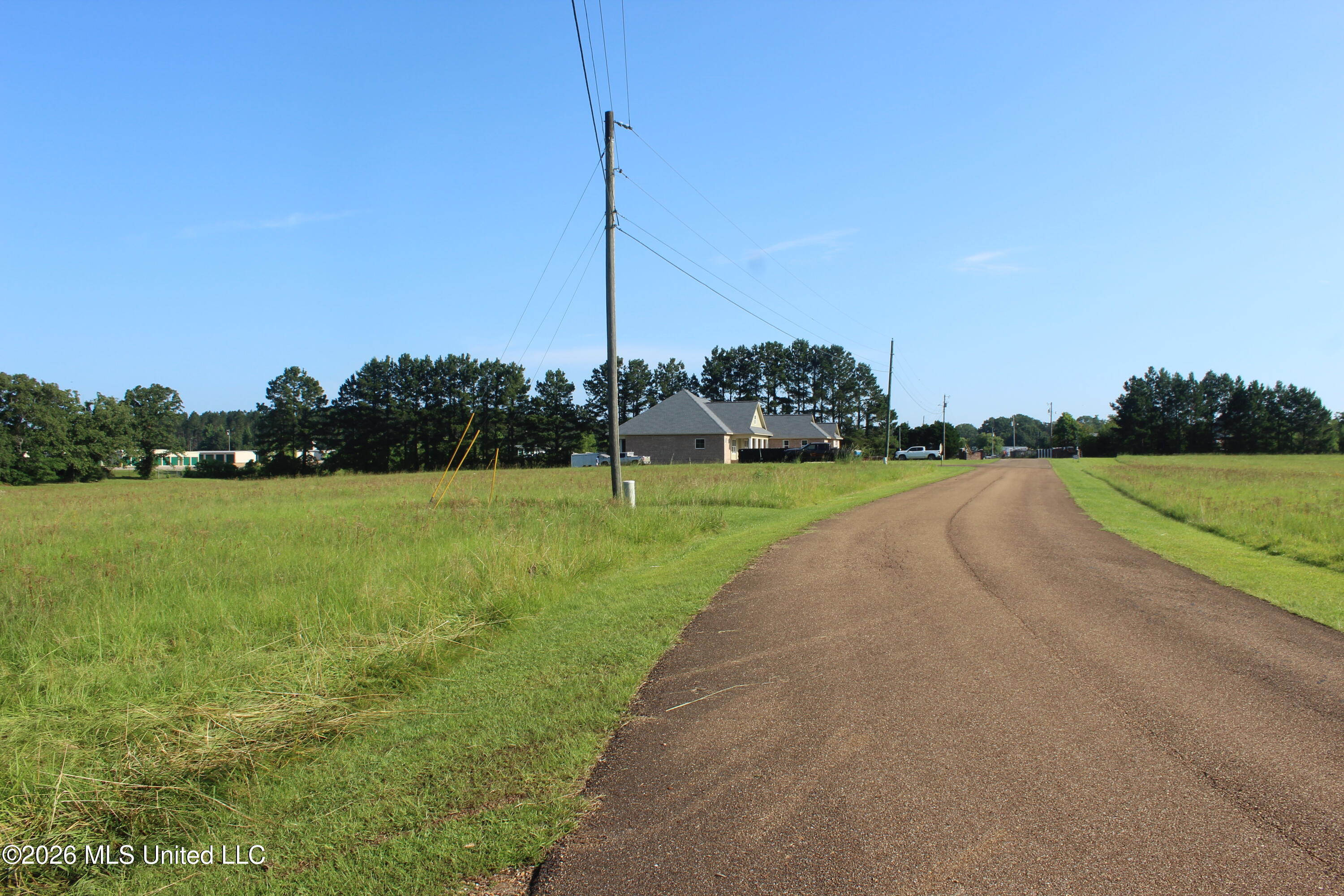 Southeast Maura Lane Southeast Brookhaven, MS 39601 - Photo 6 of 20 2 ac Harper Lake Estates (5)
