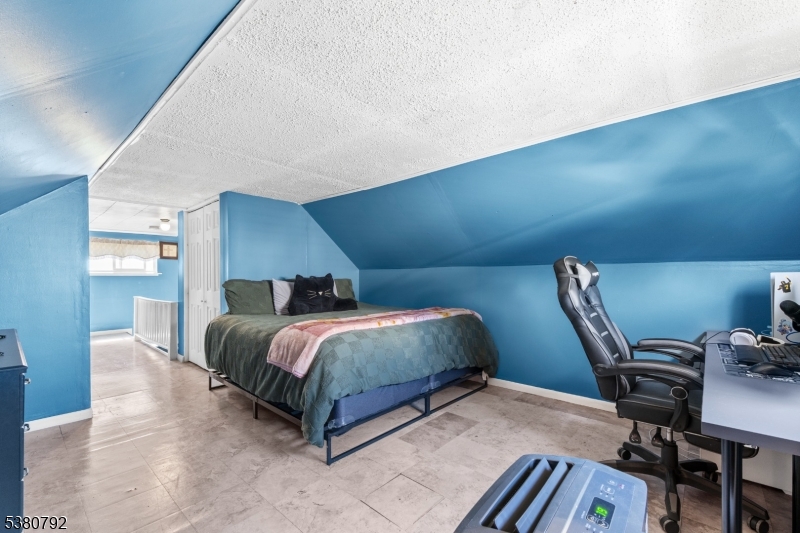 210 Buchanan Street Linden, NJ 07036 - Photo 12 of 18