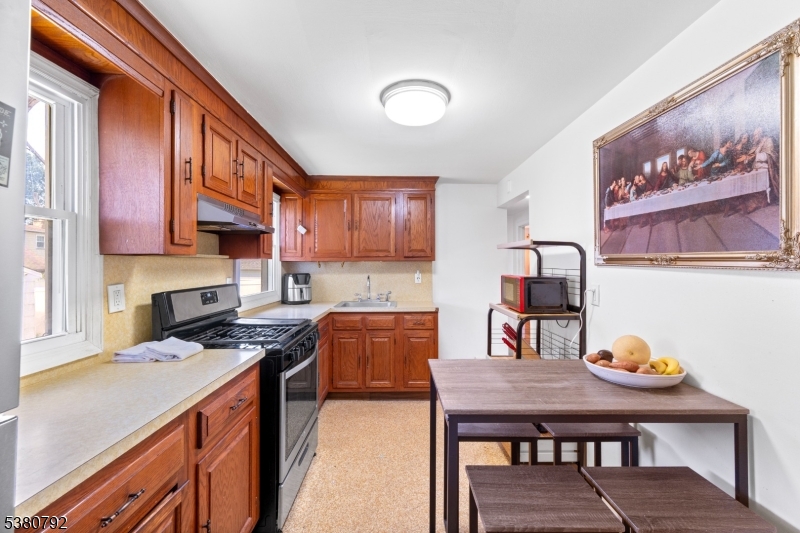 210 Buchanan Street Linden, NJ 07036 - Photo 8 of 18