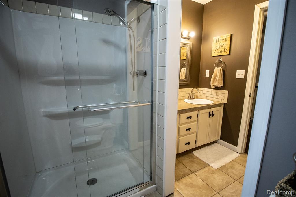 4585 East Burt Road Birch Run, MI 48415 - Photo 57 of 98