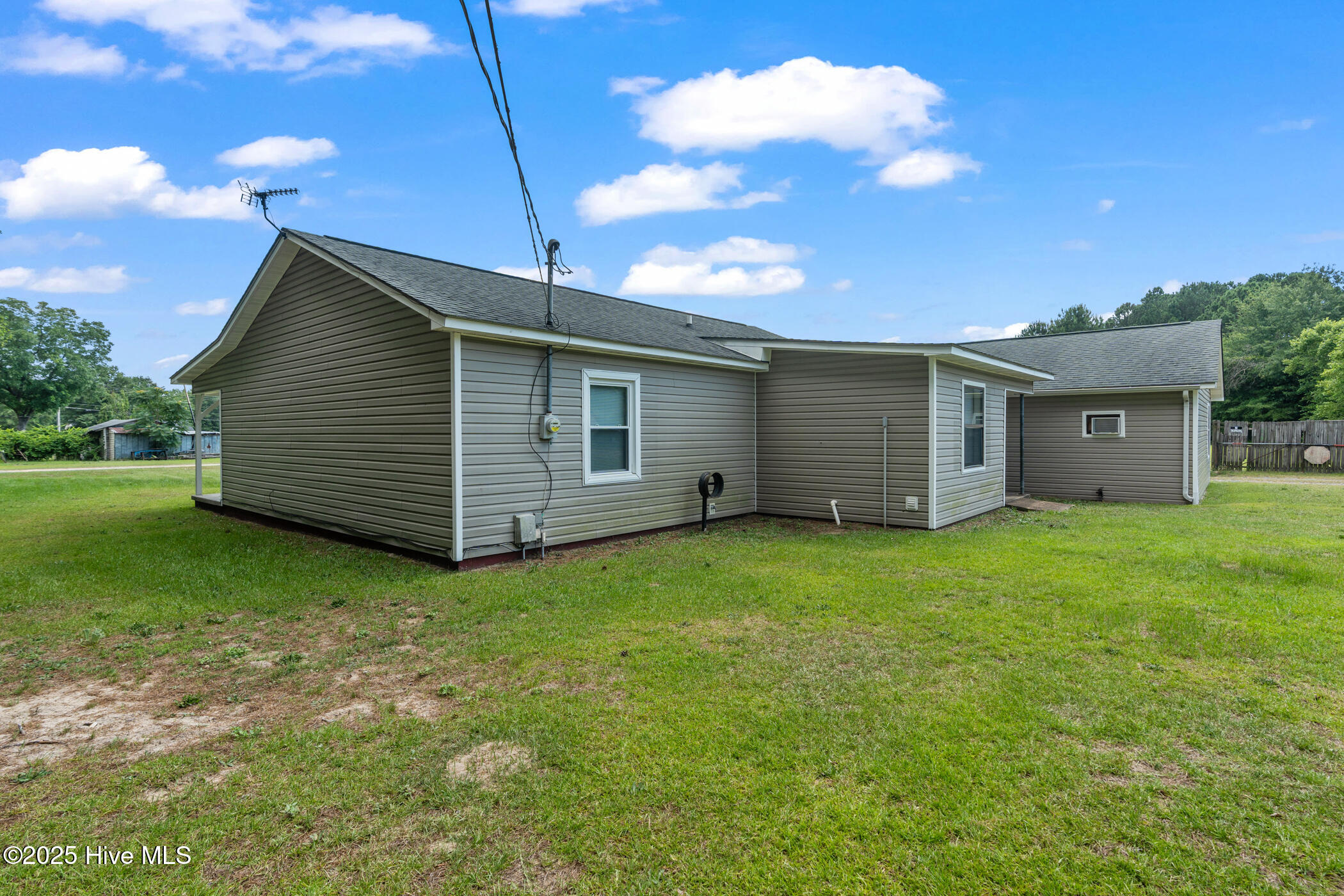 992 Airport Road Rockingham, NC 28379 - Photo 4 of 22 A7401229