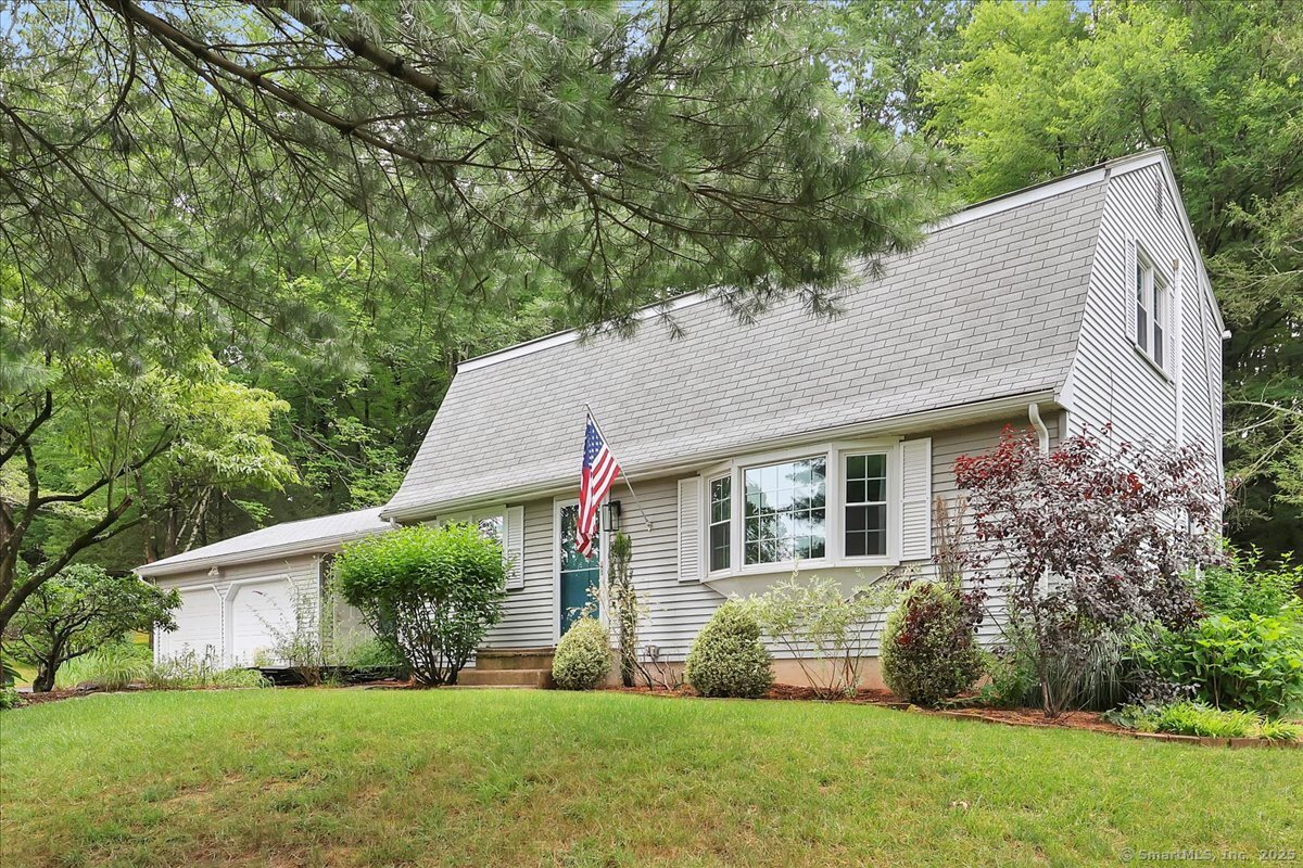 293 Grissom Road Manchester, CT 06042 - Photo 1 of 1