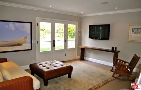 $22,500 | 10253 Valley Spring Lane, Toluca Lake, CA 91602