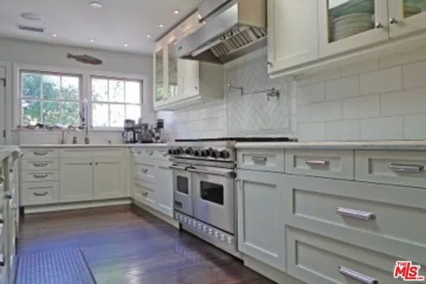 $22,500 | 10253 Valley Spring Lane, Toluca Lake, CA 91602