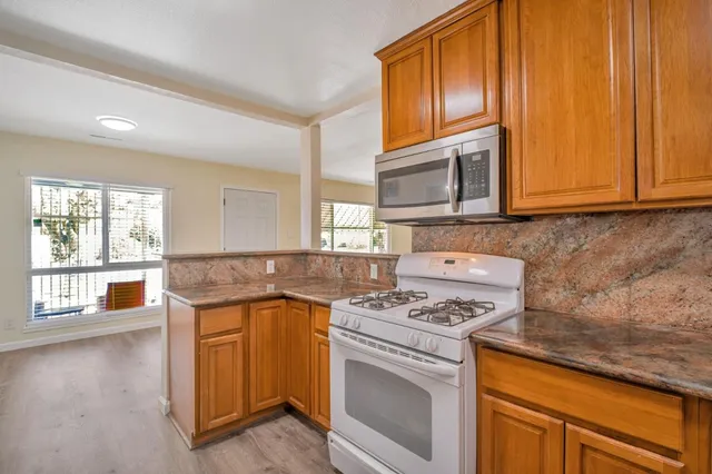 $798,000 | 14997 Edgemoor Street, San Leandro, CA 94579