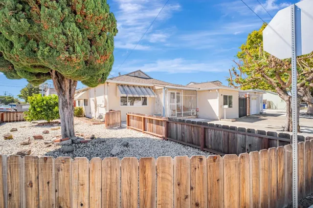 $798,000 | 14997 Edgemoor Street, San Leandro, CA 94579