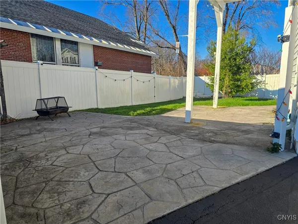 $399,900 | 337 North Peterboro Street, Lenox, NY 13032