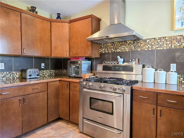 $399,900 | 337 North Peterboro Street, Lenox, NY 13032