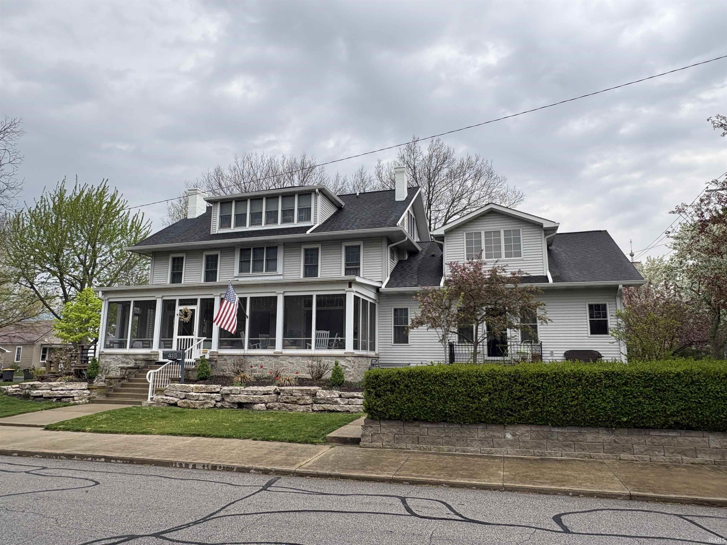 418 West Jefferson Street Decatur, IN 46733 - Photo 4 of 36