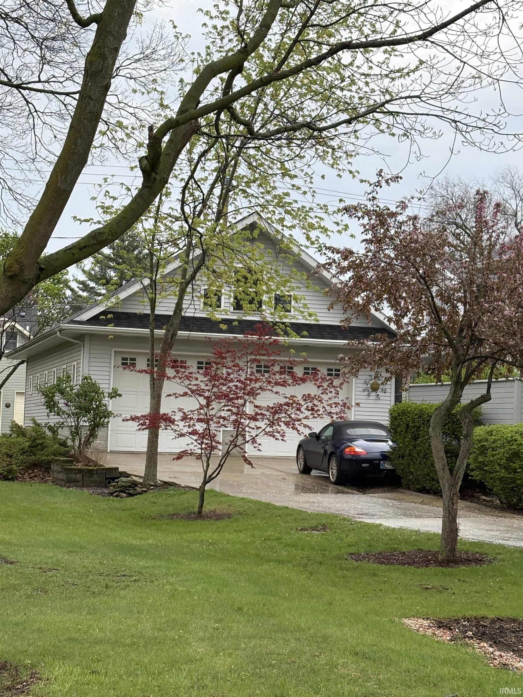 418 West Jefferson Street Decatur, IN 46733 - Photo 5 of 36