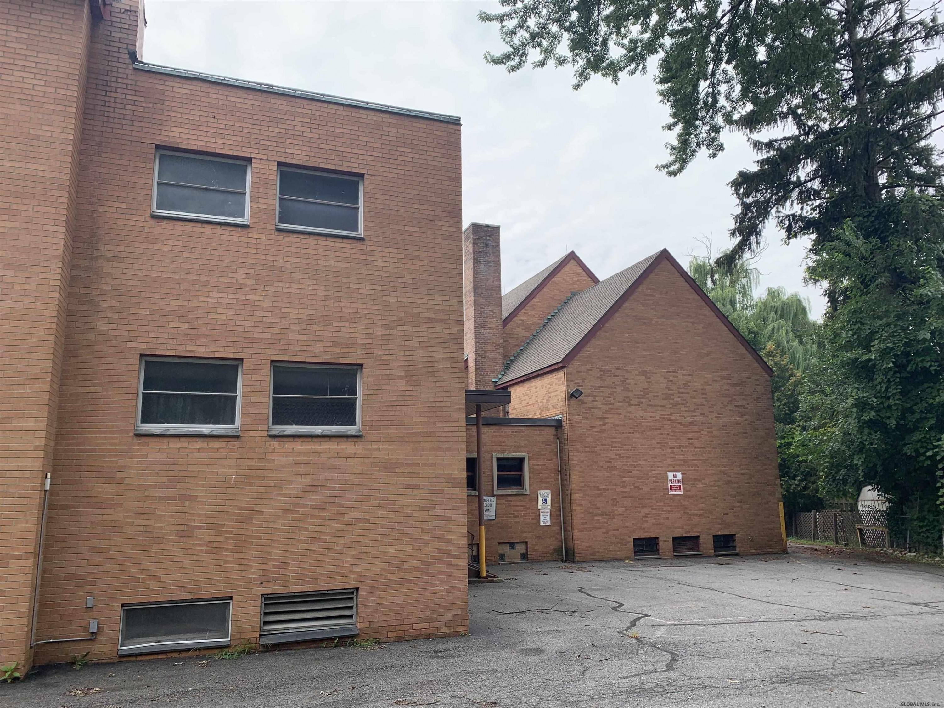 75 Whitehall Road Albany, NY 12209 - Photo 18 of 26 Photo 18