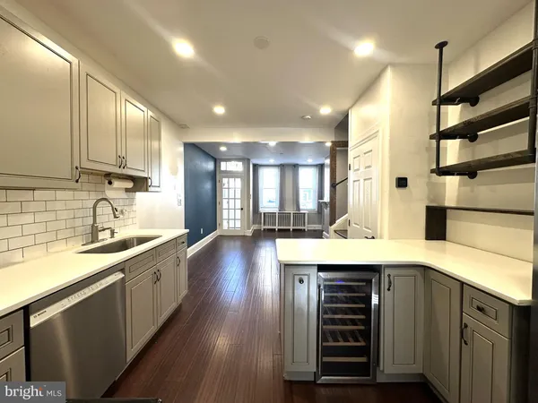 $3,095 | 1320 Crease Street, Philadelphia, PA 19125