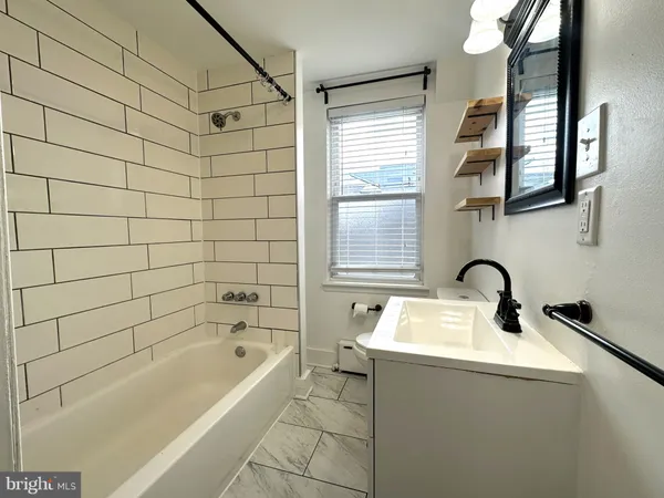 $3,095 | 1320 Crease Street, Philadelphia, PA 19125