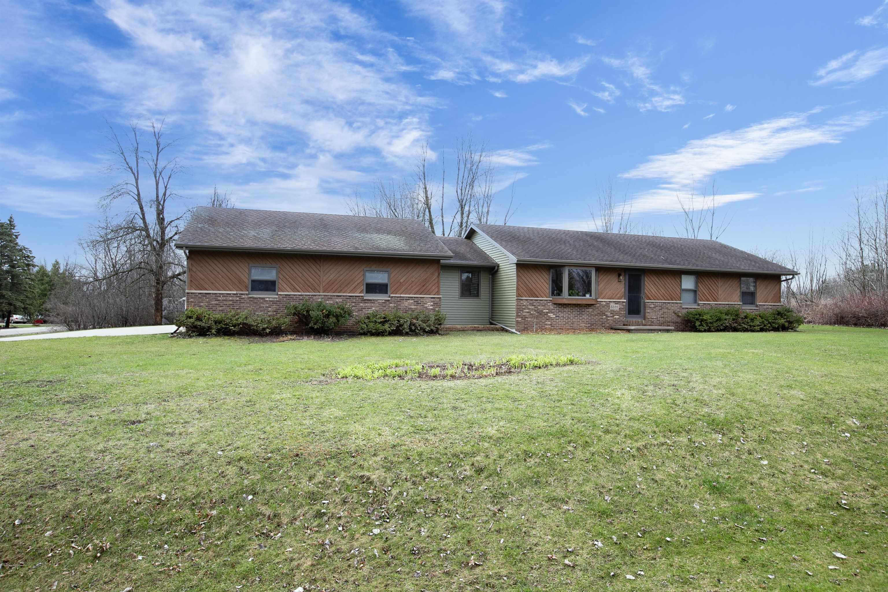 8599 Winncrest Road Neenah, WI 54956 - Photo 1 of 42