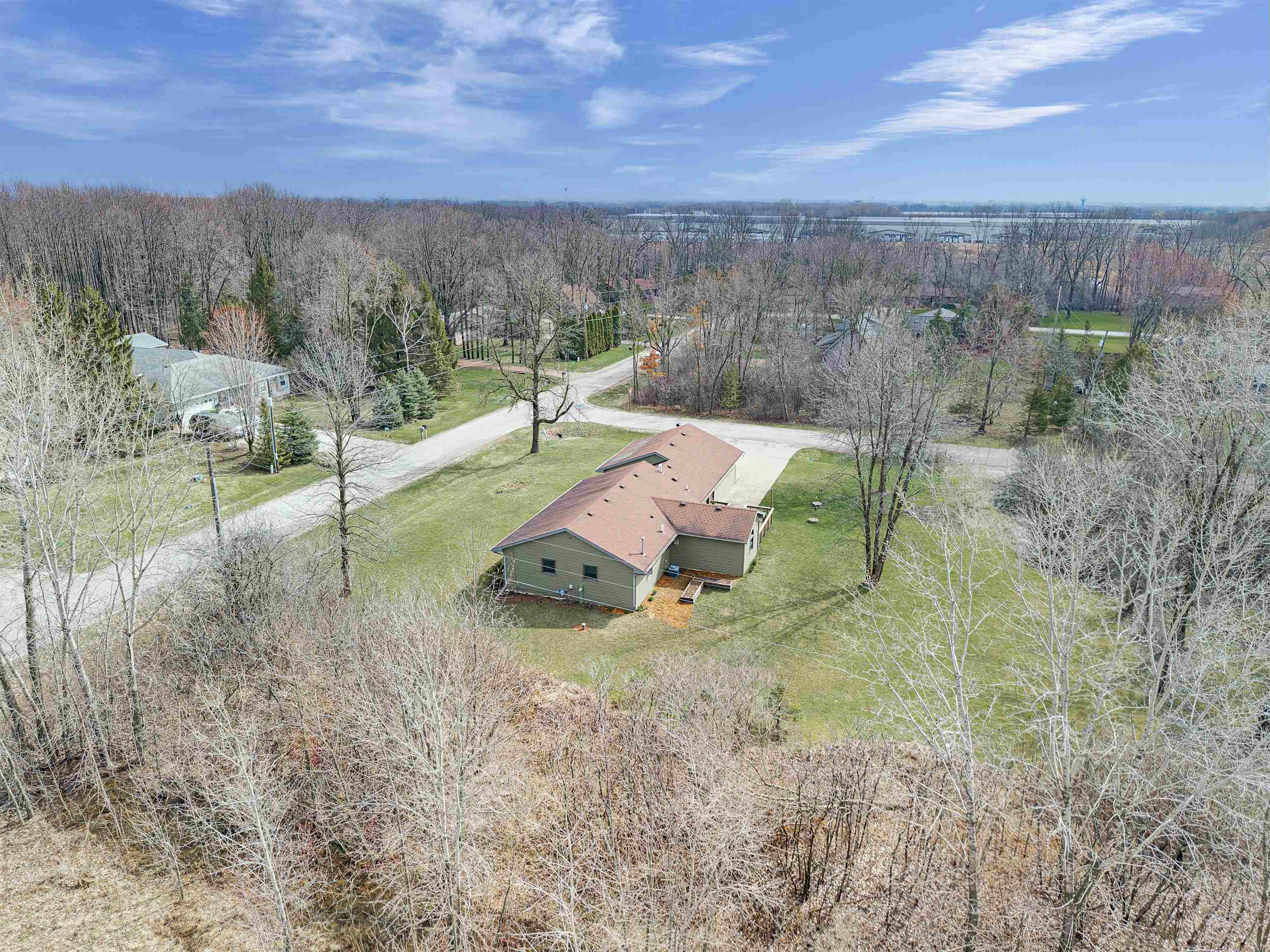 8599 Winncrest Road Neenah, WI 54956 - Photo 33 of 42