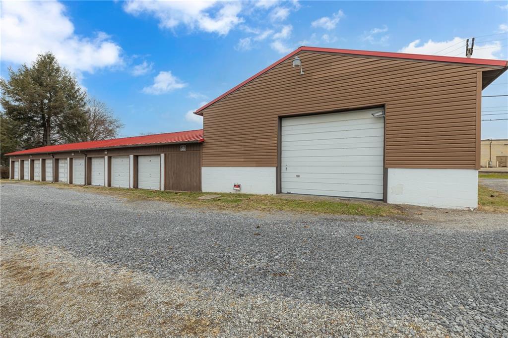 1520 Beaver Road Baden, PA 15005 - Photo 2 of 10 Gallery Image 2