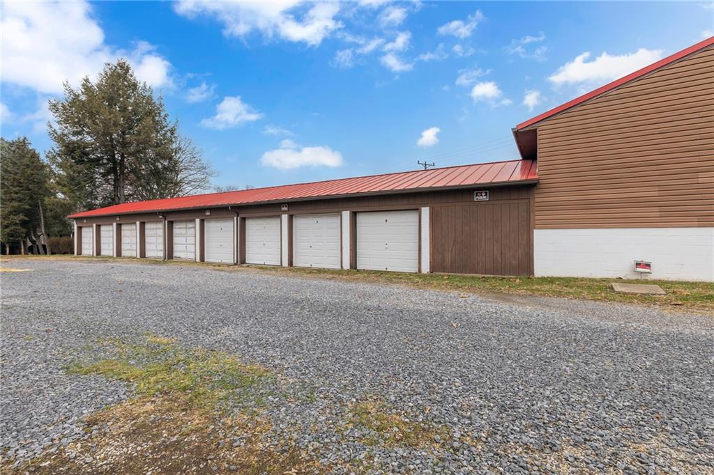 1520 Beaver Road Baden, PA 15005 - Photo 3 of 10 Gallery Image 3