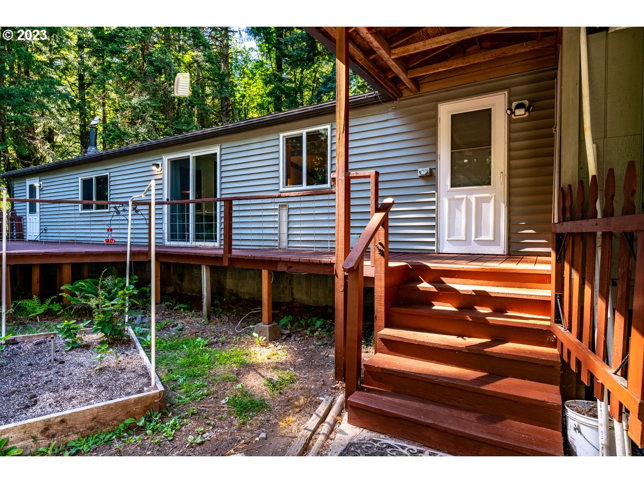 56851 North Bank Road Blue River, OR 97413 - Photo 10 of 48 Gallery Image 10