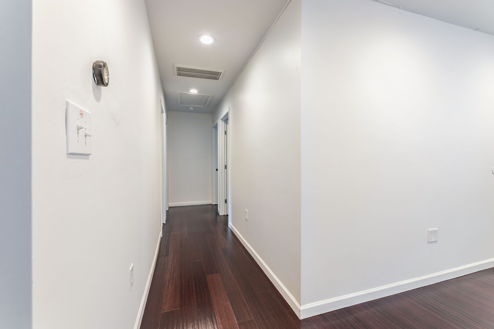 1717 Bunche Road Austin, TX 78721 - Photo 20 of 26 Gallery Image 20