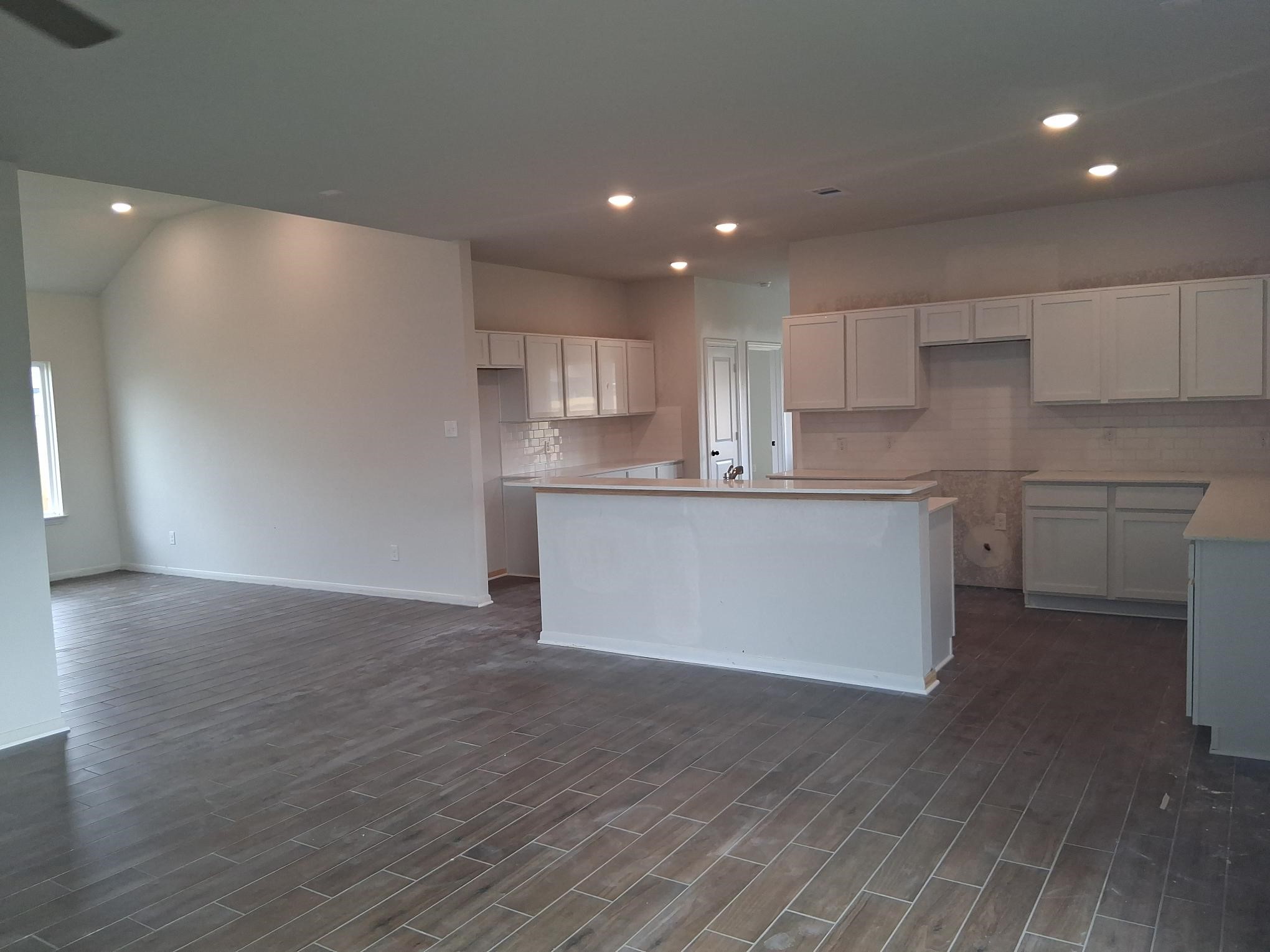 1926 Middle Pass Lane Angleton, TX 77515 - Photo 17 of 22
