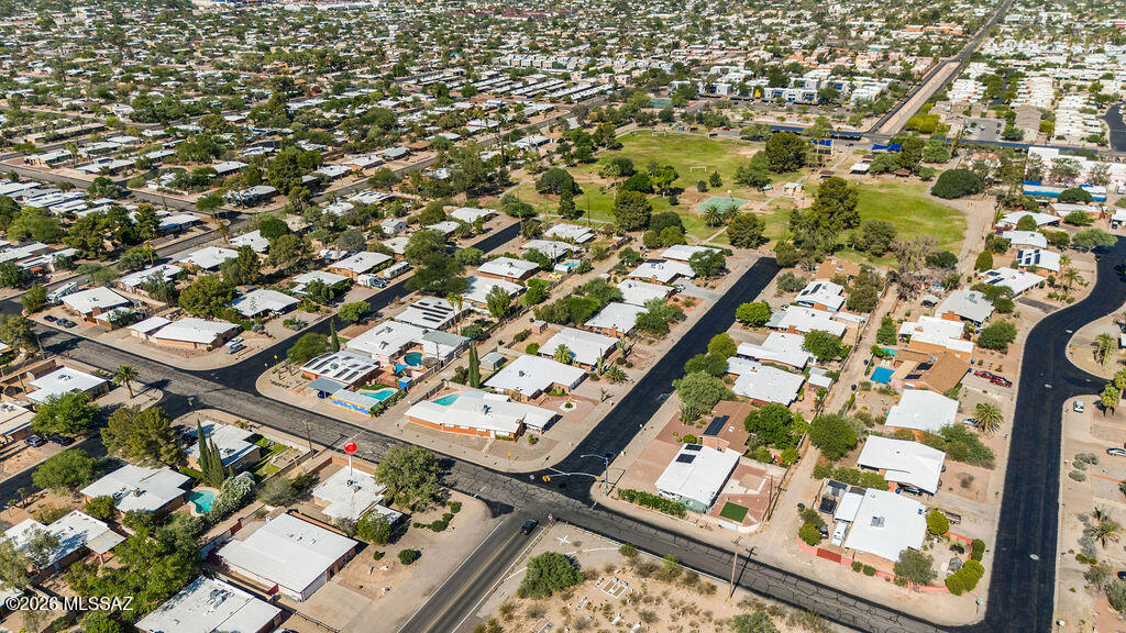4502 East Fort Lowell Road Tucson, AZ 85712 - Photo 6 of 46