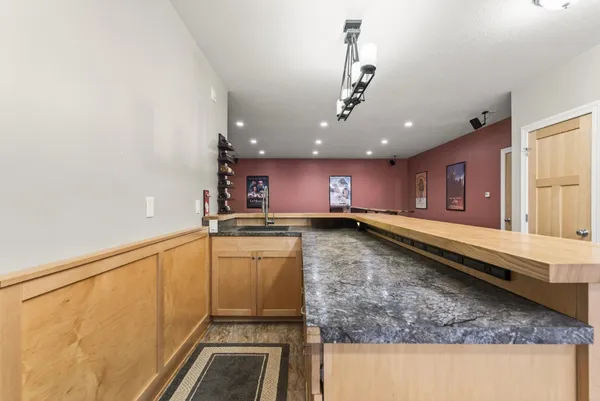 $1,100,000 | 1865 155th Street Northwest, Monticello, MN 55362
