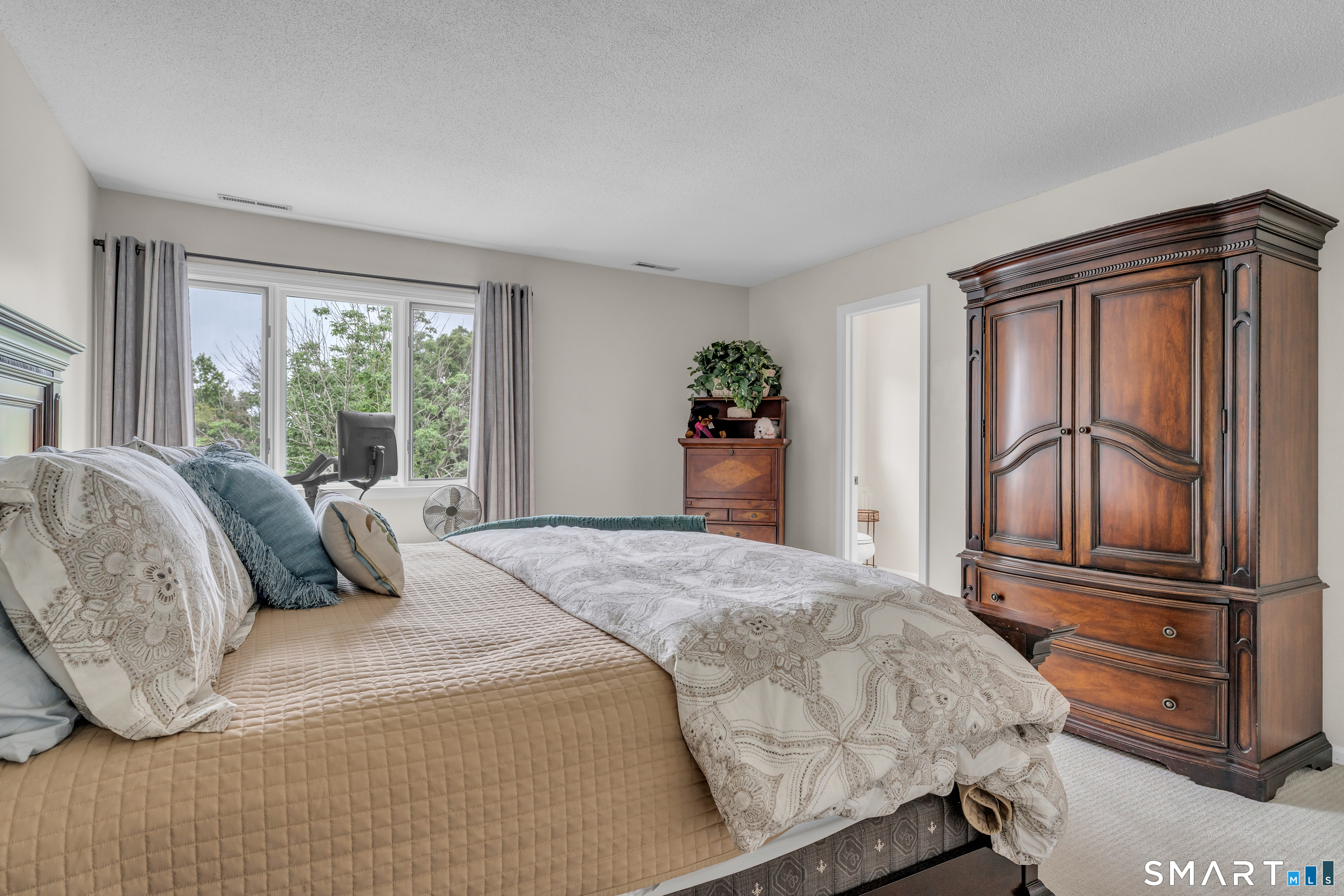 81 Legend Hill Road, Unit 81 Madison, CT 06443 - Photo 25 of 40