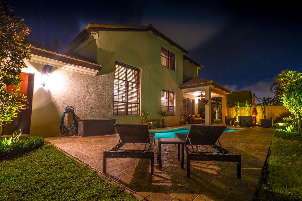 21551 Arbor Way Boca Raton, FL 33433 - Photo 23 of 27 outside patio 3