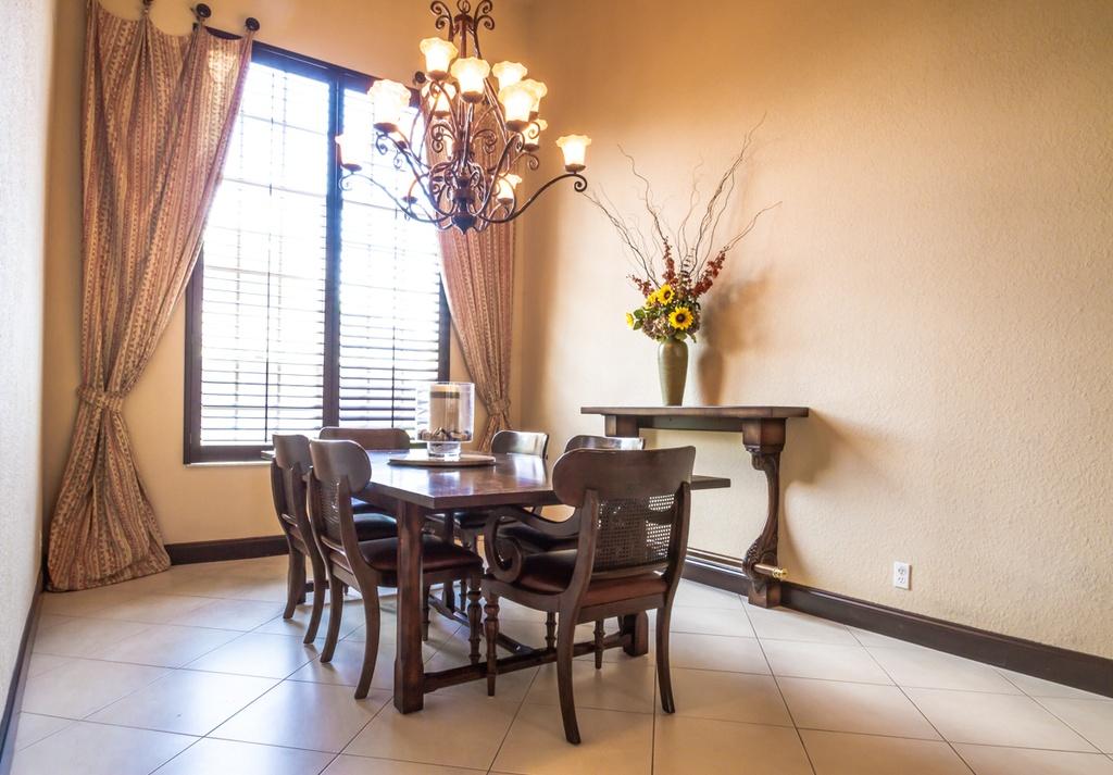 21551 Arbor Way Boca Raton, FL 33433 - Photo 10 of 27 dinning room