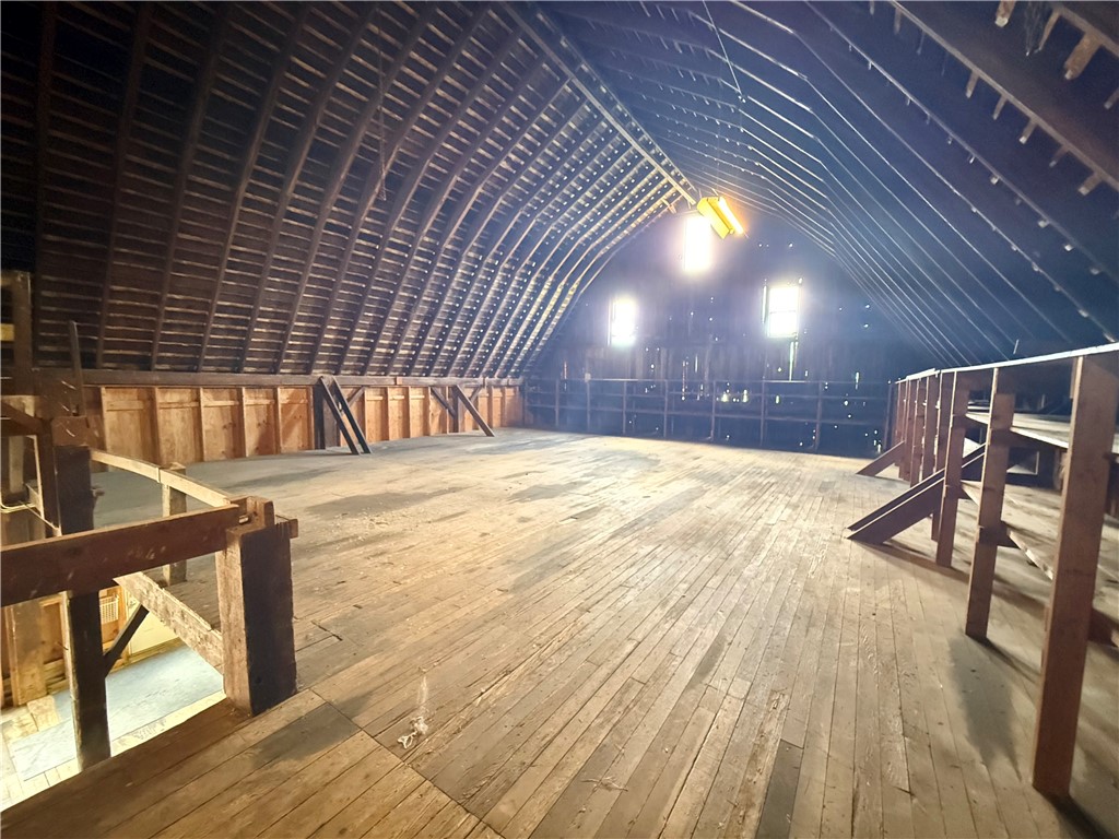 468 Salt Road Webster, NY 14580 - Photo 24 of 27 Hay loft