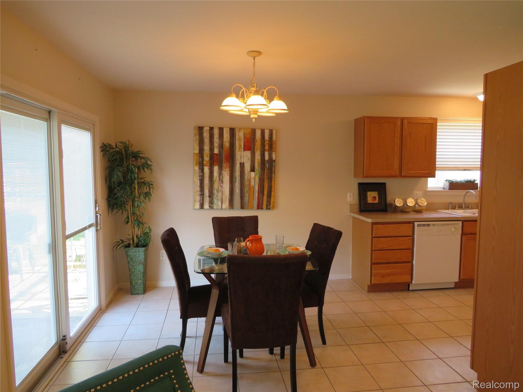 1749 Spaulding Road Monroe, MI 48162 - Photo 16 of 54 IMG_0410.JPG
