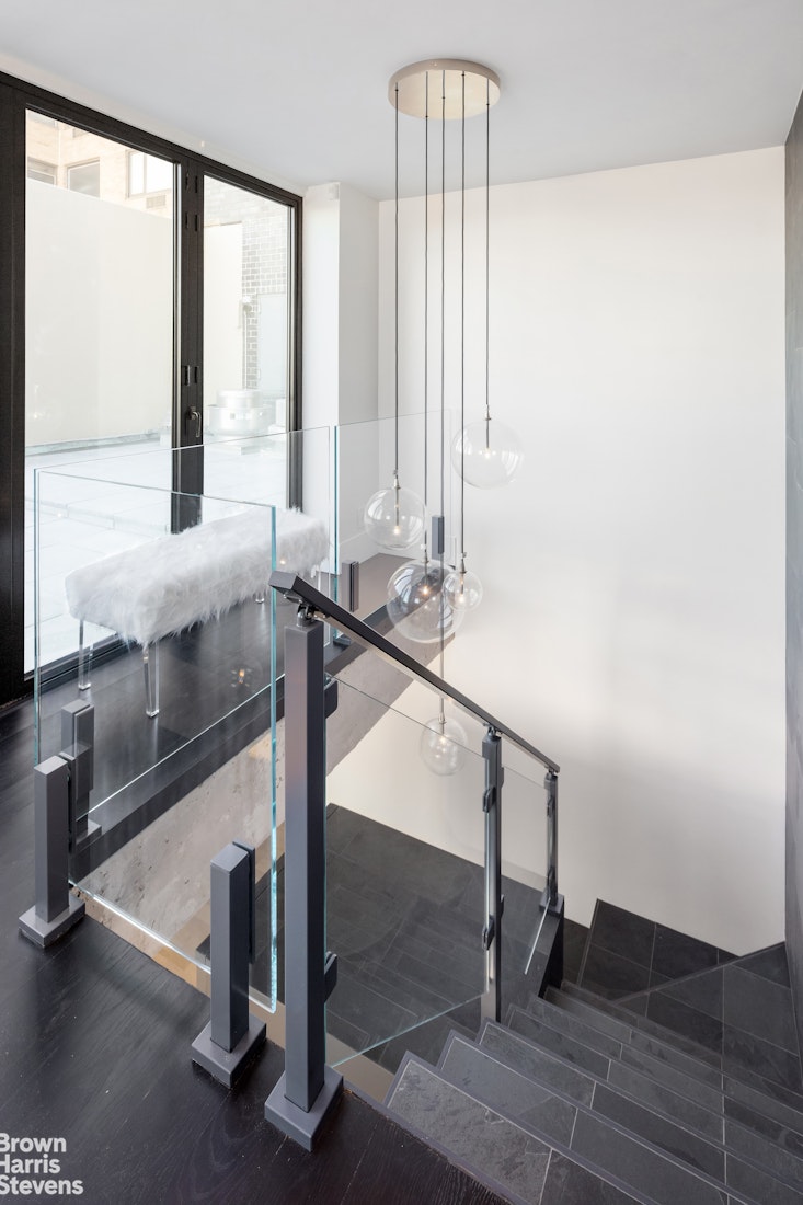 22 West 66th Street, Unit PH2526 Manhattan, NY 10023 - Photo 13 of 17