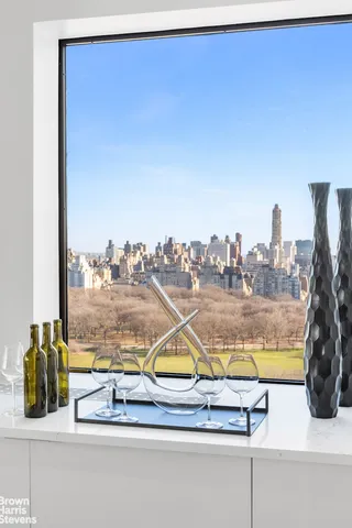 $8,750,000 | 22 West 66th Street, Unit PH2526 | Upper West Side