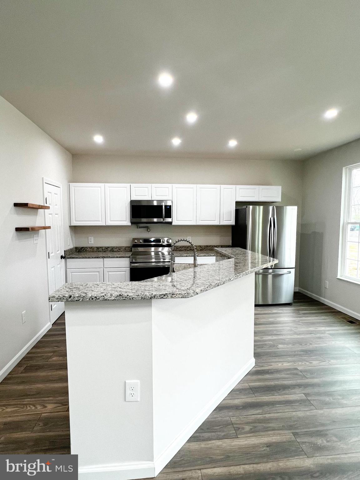 1248 Keyes Gap Road Harpers Ferry, WV 25425 - Photo 5 of 19 Kitchen