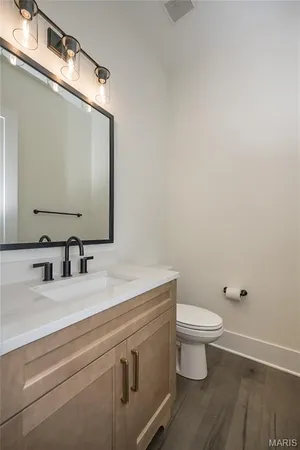 $2,000,000 | 724 Silver Buck Lane, Chesterfield, MO 63005