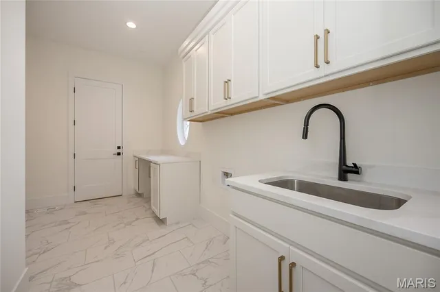 $2,000,000 | 724 Silver Buck Lane, Chesterfield, MO 63005