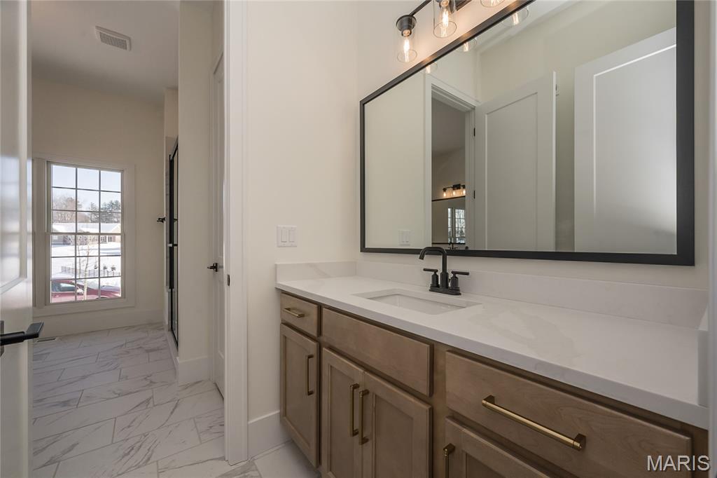 724 Silver Buck Lane Chesterfield, MO 63005 - Photo 54 of 77