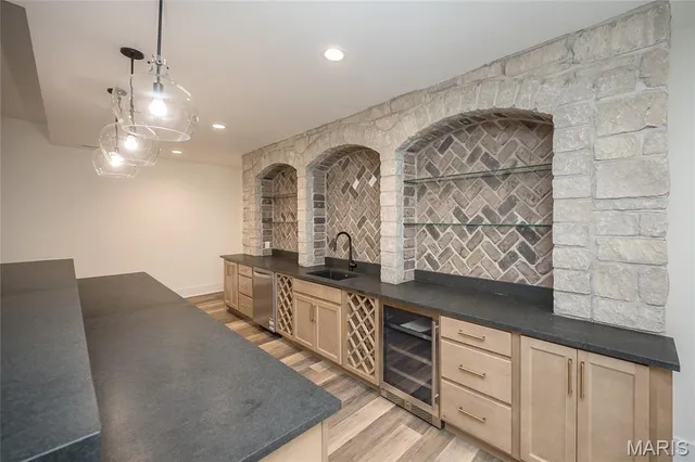 $2,000,000 | 724 Silver Buck Lane, Chesterfield, MO 63005