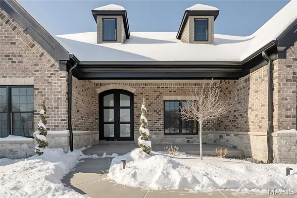 $2,000,000 | 724 Silver Buck Lane, Chesterfield, MO 63005