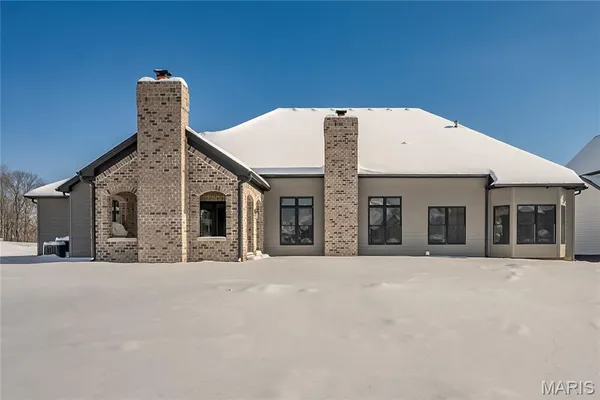 $2,000,000 | 724 Silver Buck Lane, Chesterfield, MO 63005