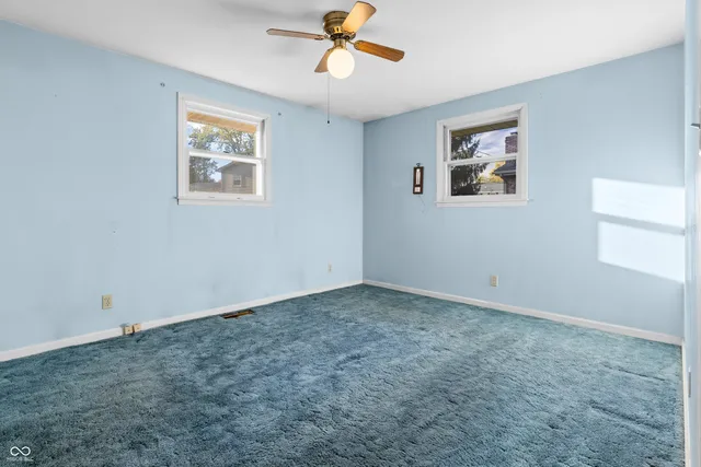 $264,500 | 2940 Taylor Road, Columbus, IN 47203