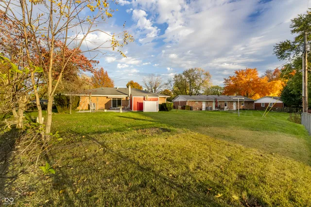 $264,500 | 2940 Taylor Road, Columbus, IN 47203