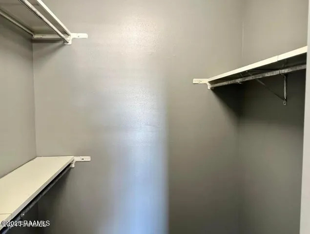 $1,175 | 200 Lodge Drive, Unit 112, Lafayette, LA 70506