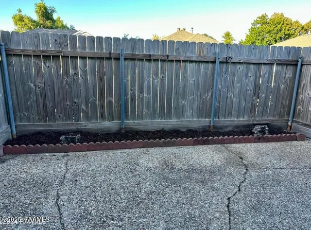 $1,175 | 200 Lodge Drive, Unit 112, Lafayette, LA 70506