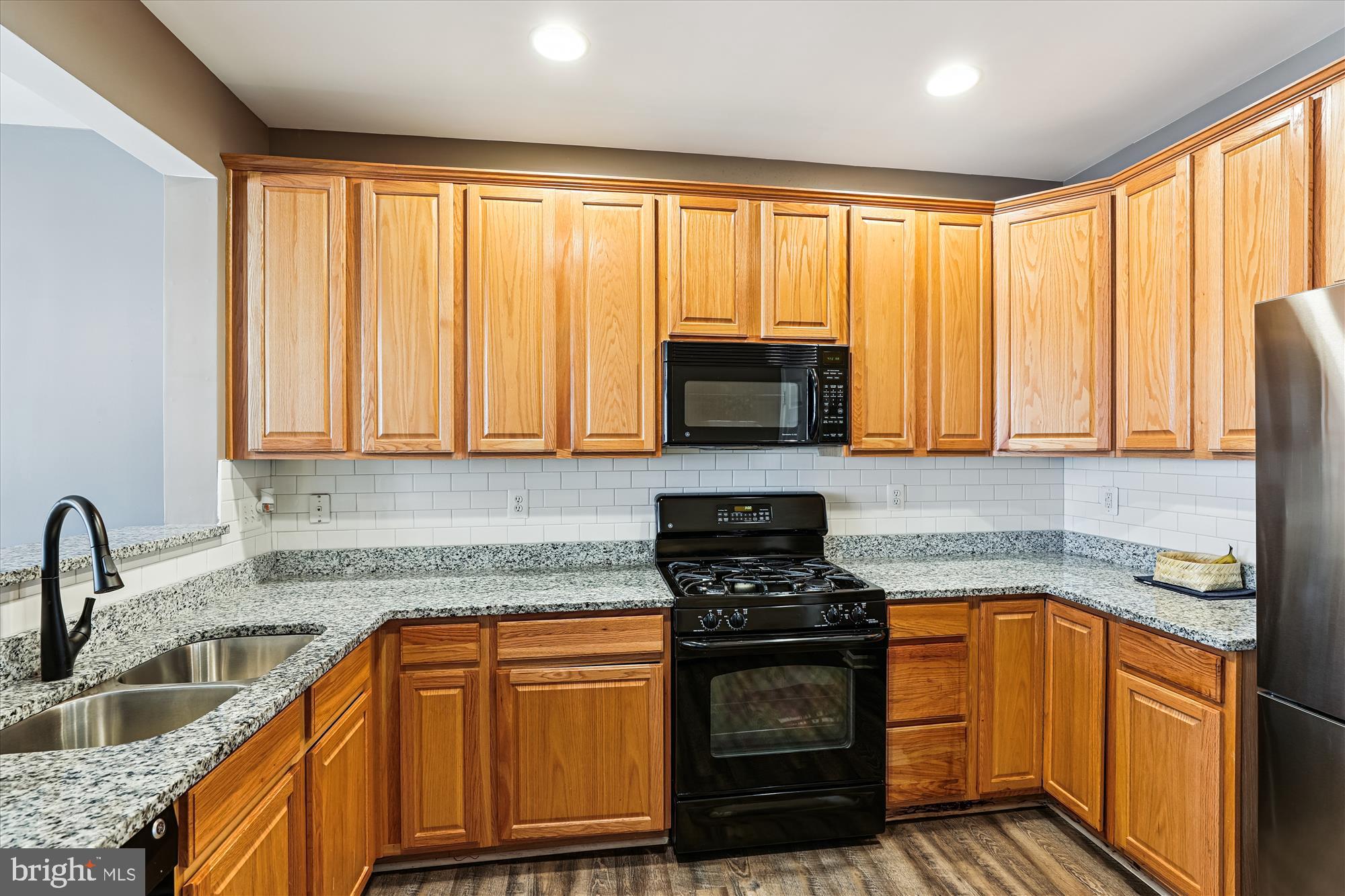 7104 Silverleaf Oak Road, Unit 173 Elkridge, MD 21075 - Photo 11 of 33 Kitchen