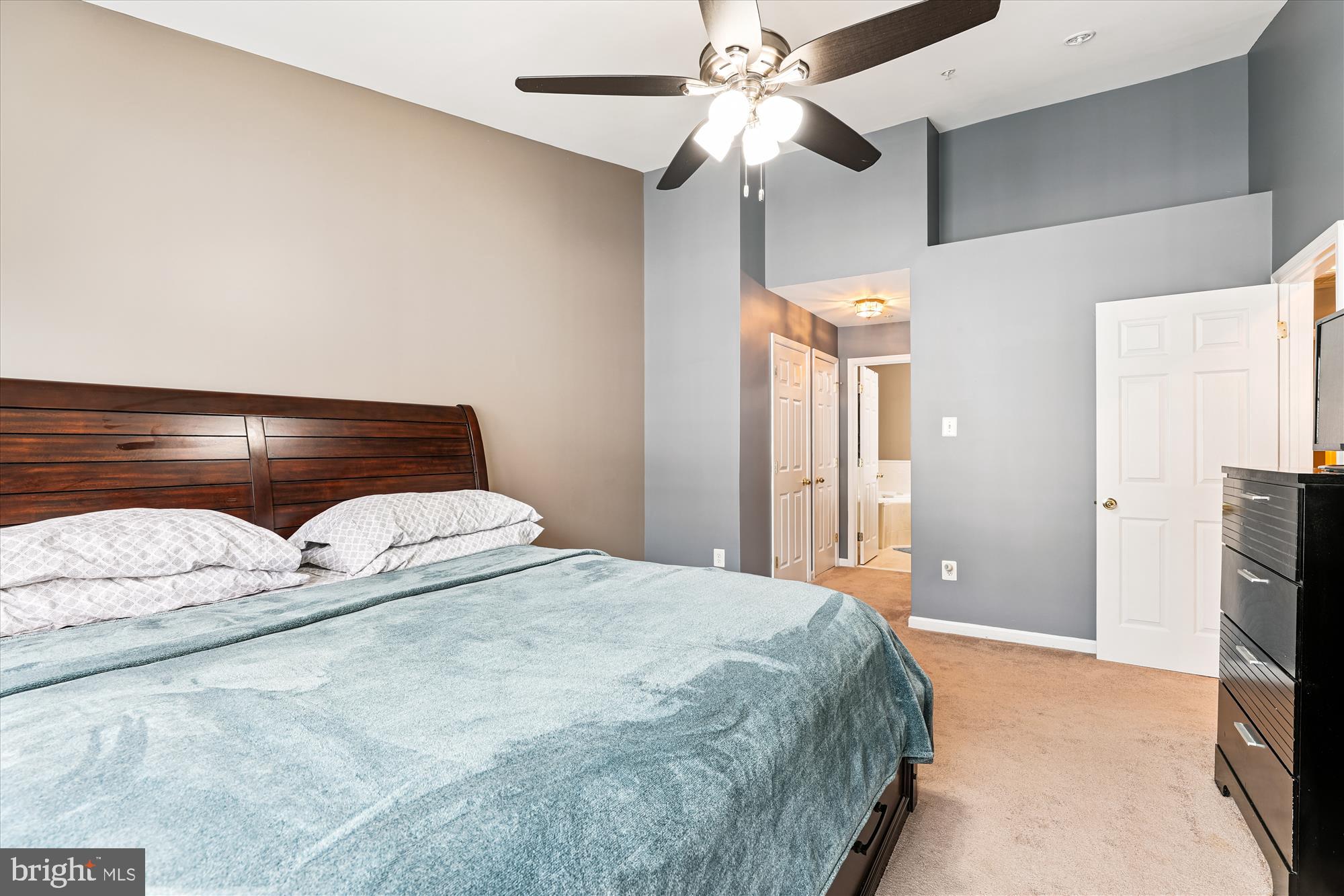 7104 Silverleaf Oak Road, Unit 173 Elkridge, MD 21075 - Photo 17 of 33 Primary Bedroom