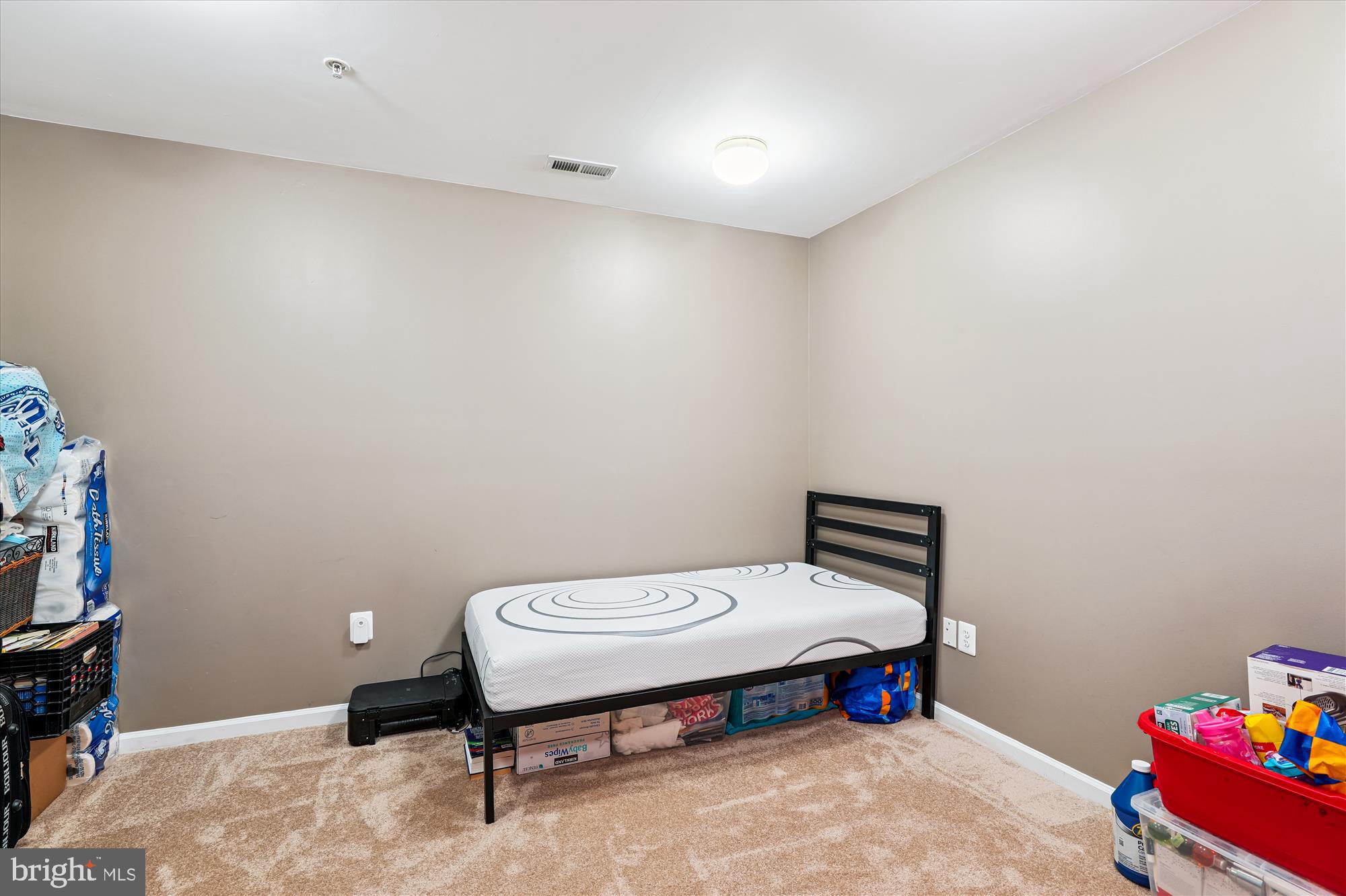 7104 Silverleaf Oak Road, Unit 173 Elkridge, MD 21075 - Photo 31 of 33 Bedroom 3