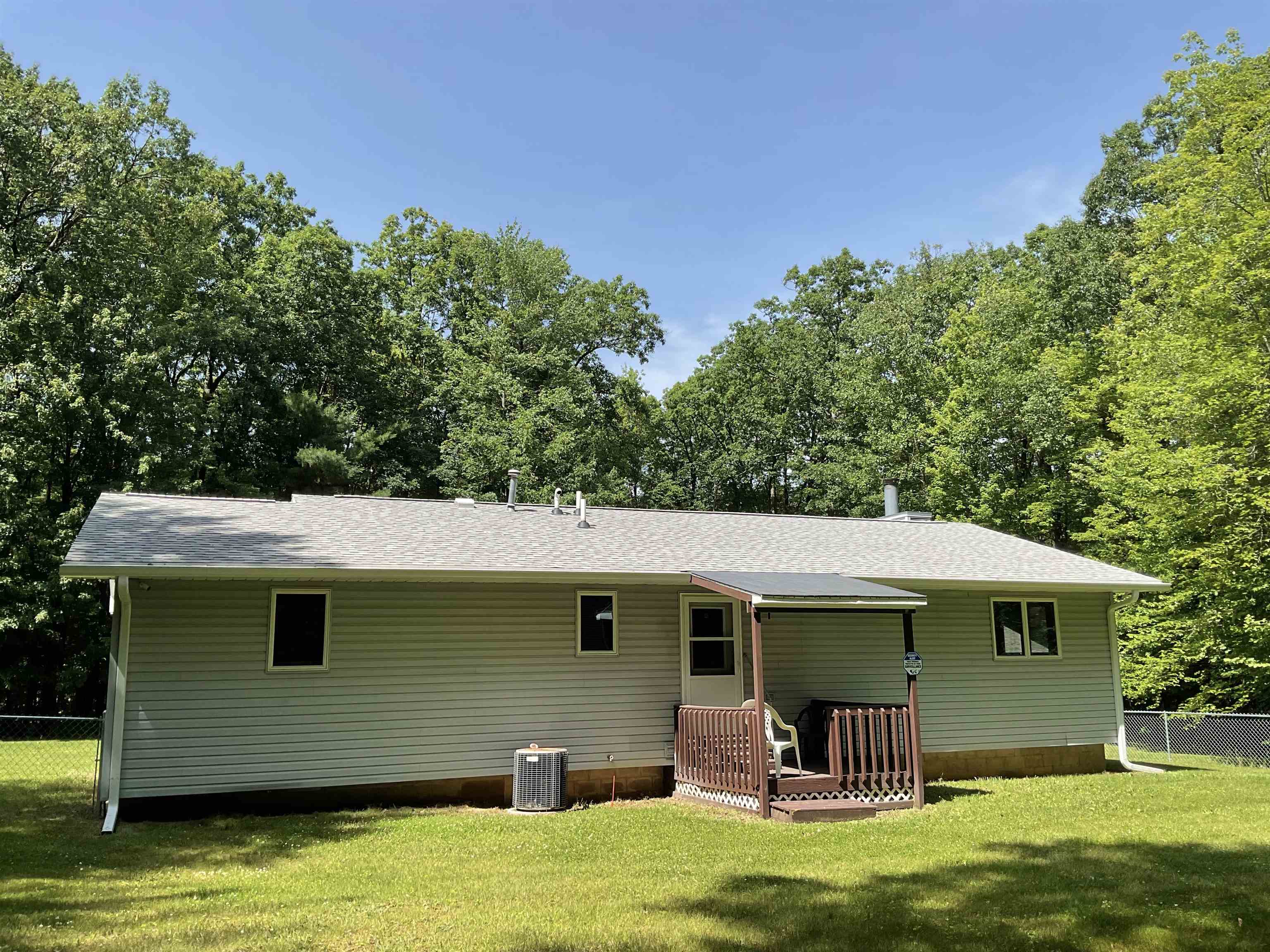 3300 East Arnold Lake Road Harrison, MI 48625 - Photo 12 of 90 1947481-8ff563b2-cb1d-41d5-828e-13bfe73392ba.JPG