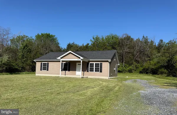 $2,100 | 145 Lake Ridge Road, Strasburg, VA 22657